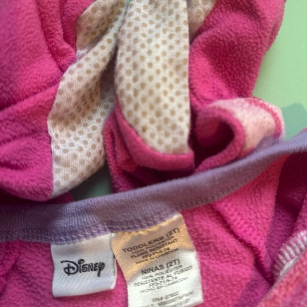 Girls Minnie, Daisy Duck & Hello Kitty Bundle of 4 - Size 2T -‎ Sleepers & PJs